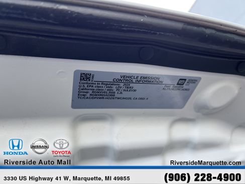 Used 2024 Chevrolet Trax LT w/ LT Convenience Package image 14