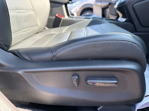 Used 2022 Honda CR-V EX-L image 37