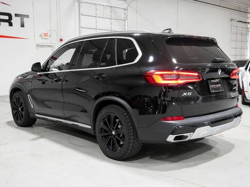 Used 2019 BMW X5 xDrive40i w/ Premium Package 2 AWD/4WD image 3