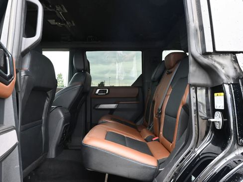 Used 2021 Ford Bronco Outer Banks AWD/4WD image 19