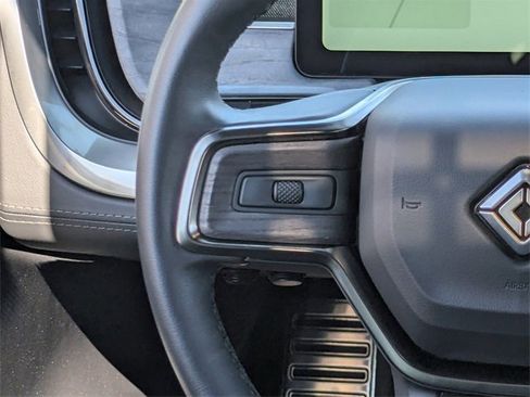 Used 2022 Rivian R1T Launch Edition image 19