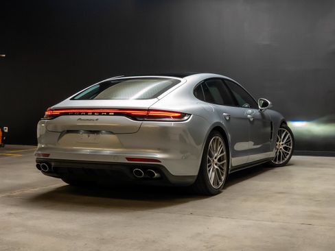Certified 2023 Porsche Panamera 4 Platinum Edition AWD/4WD image 7