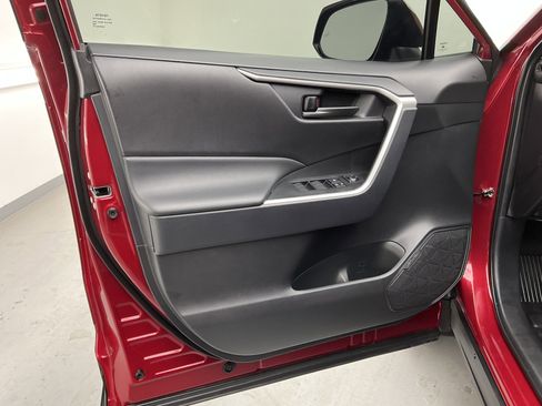 Used 2024 Toyota RAV4 LE image 16