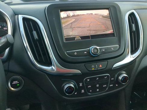 Used 2024 Chevrolet Equinox LT image 14