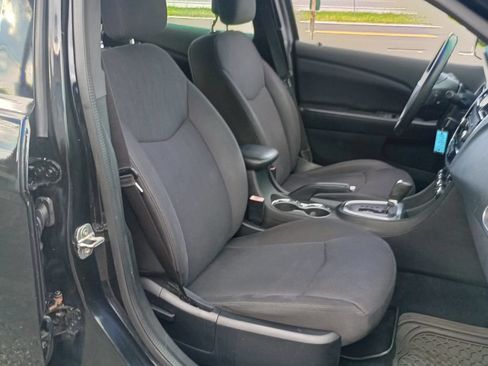 Used 2013 Chrysler 200 LX FWD image 24