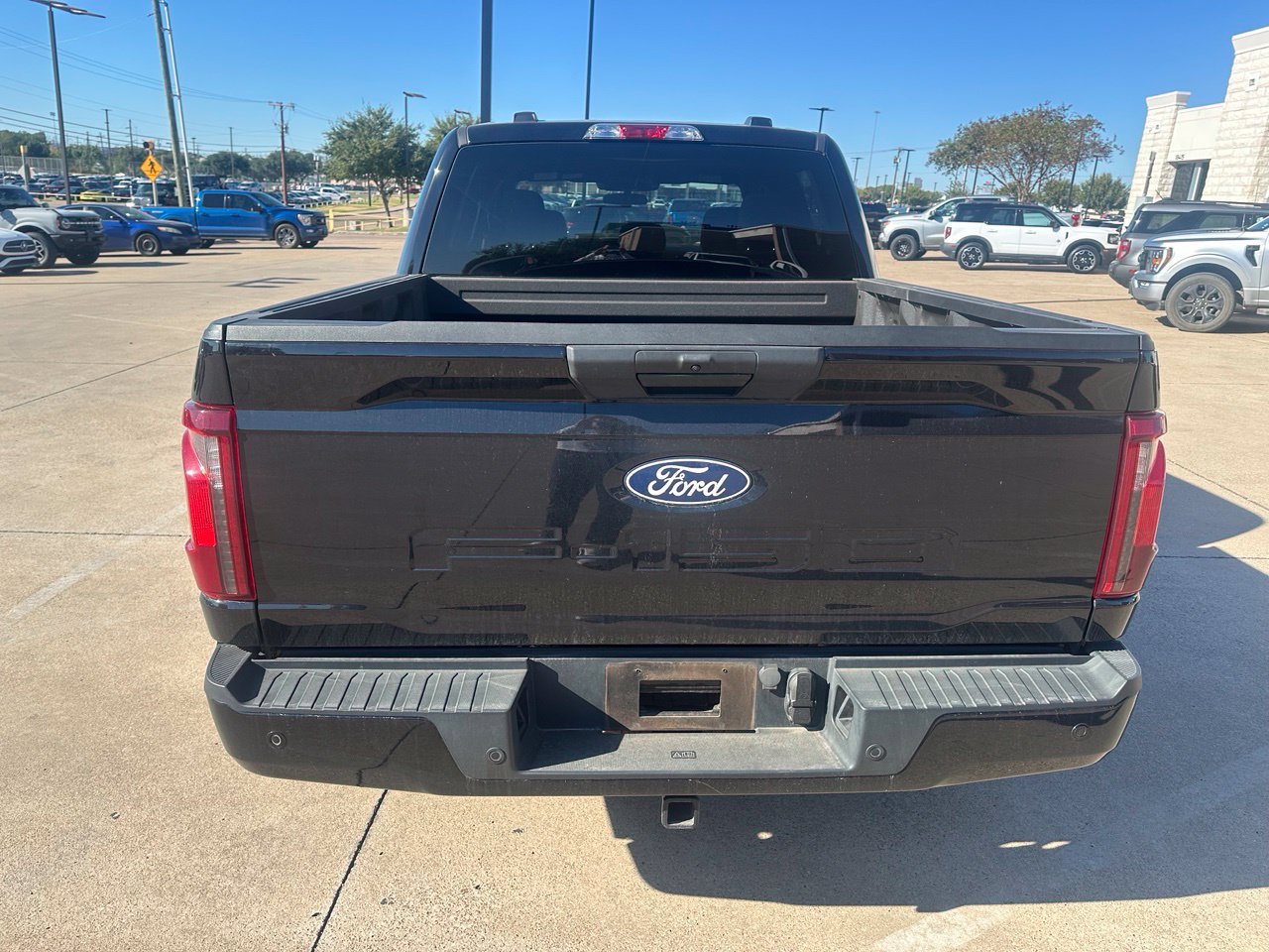 Used 2025 Ford F150 STX w/ Equipment Group 200A RWD image 7