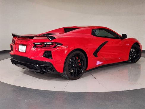 Used 2024 Chevrolet Corvette Stingray w/ Z51 Performance Package image 2