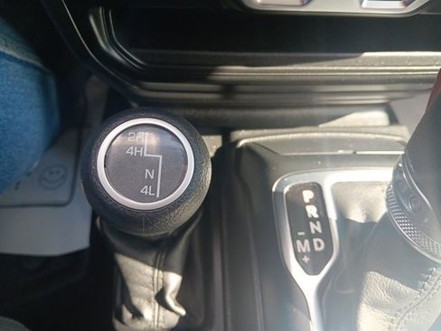 Used 2023 Jeep Gladiator Sport image 29