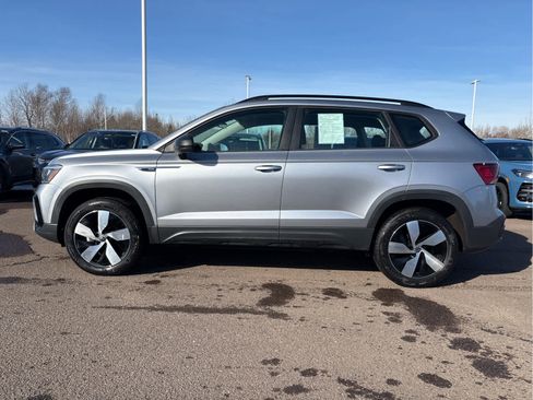 Used 2023 Volkswagen Taos S w/ Driver Assistance Package image 2