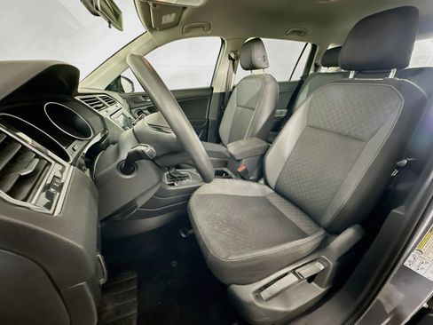 Used 2021 Volkswagen Tiguan S FWD image 13
