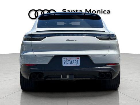 Used 2023 Porsche Cayenne Platinum Edition AWD/4WD image 7