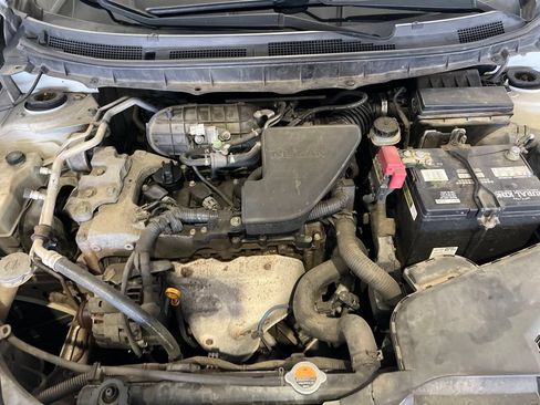 Used 2011 Nissan Rogue S FWD image 24