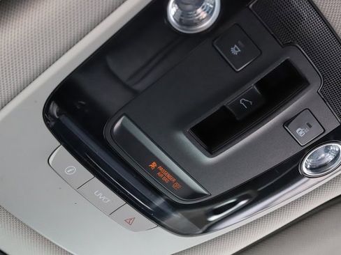 Used 2021 Kia Sorento EX w/ Panoramic Sunroof Package image 27