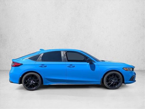 Used 2024 Honda Civic Sport image 4