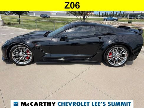 Used 2016 Chevrolet Corvette Z06 w/ 2LZ Preferred Equipment Group RWD image 5