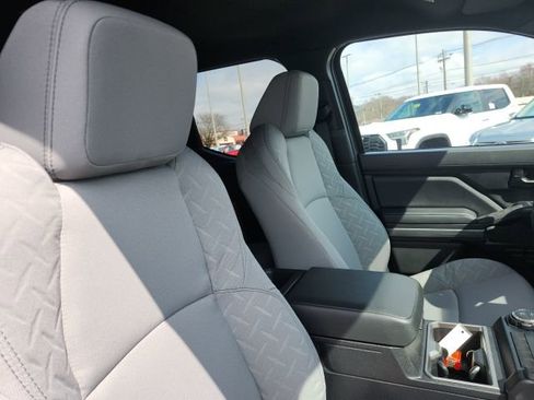 New 2026 Toyota Tacoma SR5 image 9