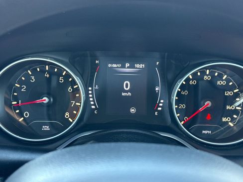 Used 2018 Jeep Compass Sport image 23