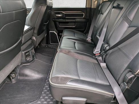 Used 2020 RAM 3500 Laramie image 17