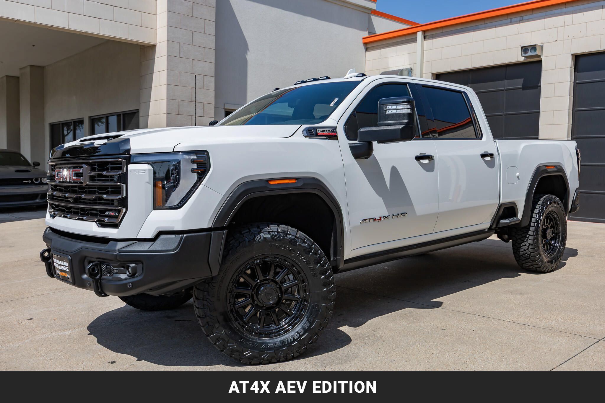 Used 2025 GMC Sierra 2500 AT4X w/ AT4X AEV Edition AWD/4WD image 5