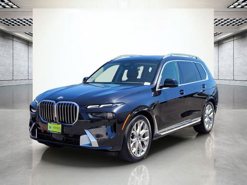Used 2025 BMW X7 xDrive40i AWD/4WD image 11