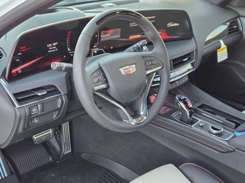 New 2026 Cadillac CT5 V w/ LPO, ONYX Package image 7