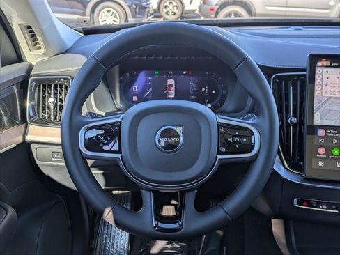 Used 2025 Volvo XC90 B6 Plus w/ Protection Package Premier image 13