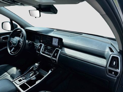 Certified 2022 Kia Sorento X-Line EX AWD/4WD image 34