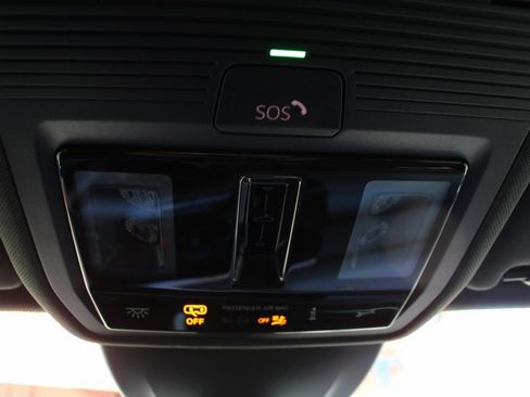 Used 2022 Volkswagen GTI Autobahn image 26