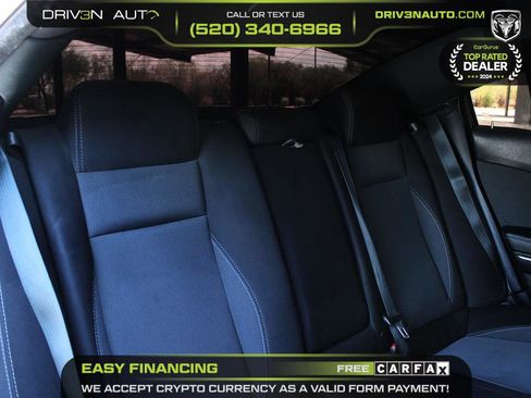 Used 2015 Dodge Charger SE RWD image 15