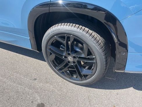 New 2026 Volkswagen Tiguan SE R-Line image 5