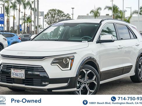 Used 2023 Kia Niro EX Touring image 1