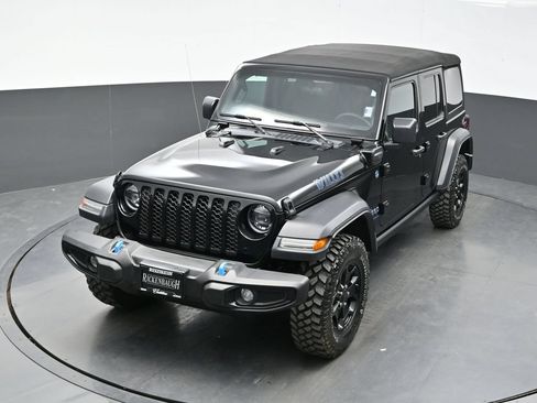 Used 2023 Jeep Wrangler Unlimited AWD/4WD image 35