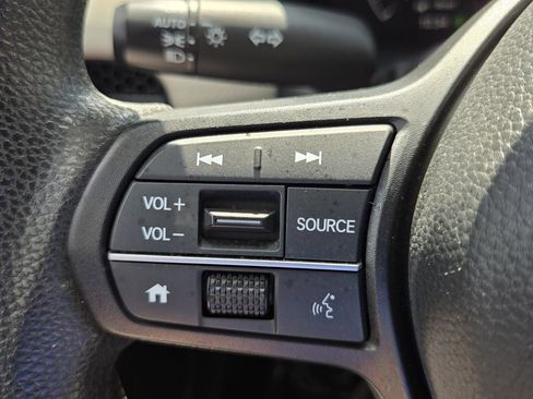 Used 2024 Honda HR-V LX image 24