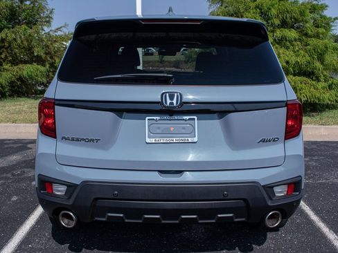 Used 2024 Honda Passport EX-L image 5