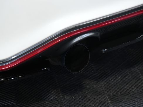 Used 2020 Nissan 370Z NISMO image 17