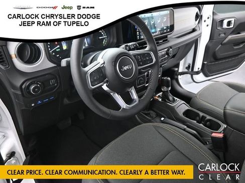 Used 2025 Jeep Wrangler Sahara w/ Safety Group AWD/4WD image 23