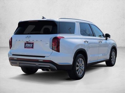 Used 2023 Hyundai Palisade SEL image 5