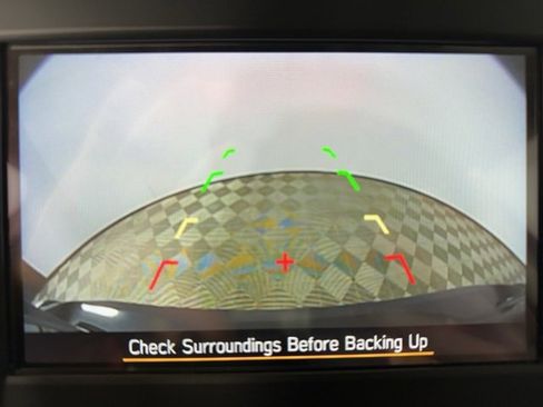 Used 2025 Subaru Crosstrek 2.0i image 21