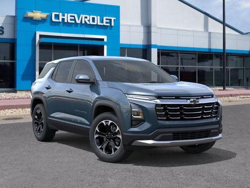 New 2026 Chevrolet Equinox LT w/ Convenience Package II image 11