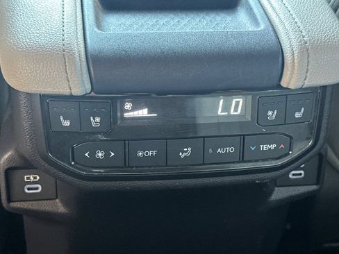 Certified 2025 Toyota Grand Highlander AWD Hybrid image 16
