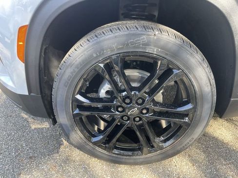 New 2026 Chevrolet Traverse LT w/ Driver Confidence Package image 10