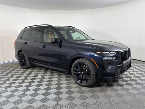 Used 2026 BMW X7 M60i AWD/4WD image 7