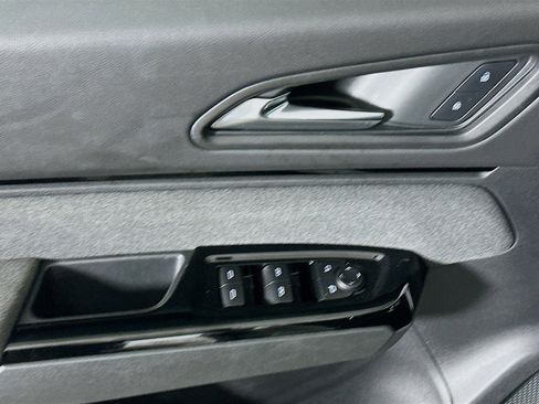 Used 2025 Honda Prologue EX image 15