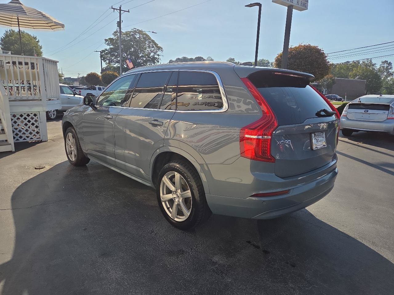 Used 2023 Volvo XC90 B5 Core AWD/4WD image 5