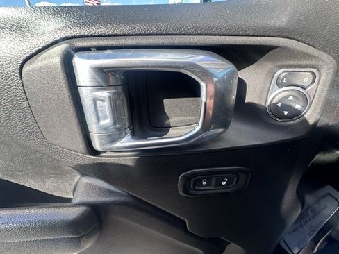 Used 2021 Jeep Wrangler Unlimited Sport image 10