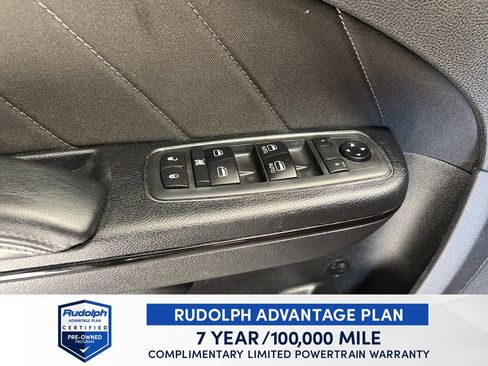 Used 2020 Dodge Charger SXT w/ Blacktop Package image 38