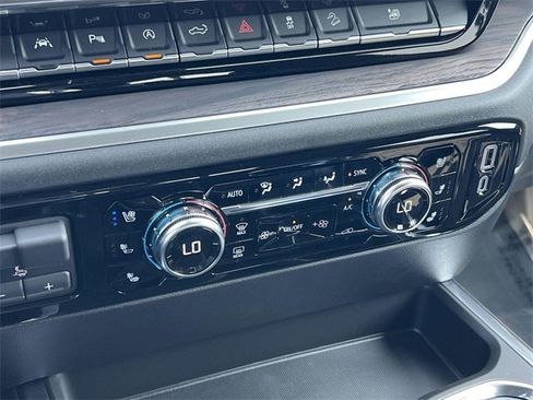 New 2026 GMC Sierra 1500 SLT w/ SLT Premium Plus Package image 21