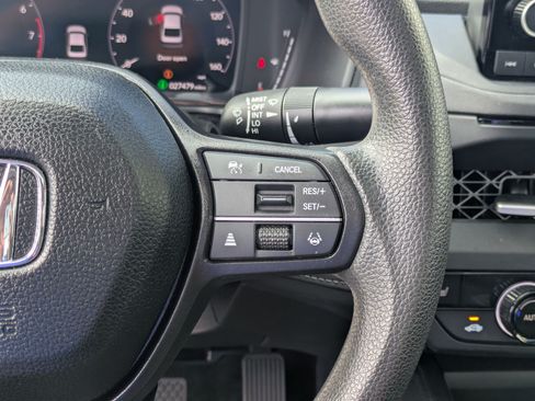 Used 2025 Honda Accord SE image 22