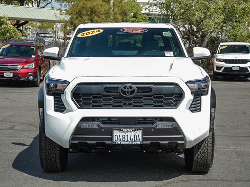 Certified 2024 Toyota Tacoma TRD Off-Road w/ TRD Off Road Upgrade Package image 2