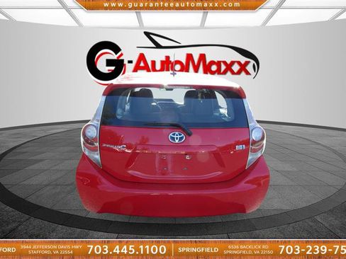 Used 2013 Toyota Prius C Four image 6